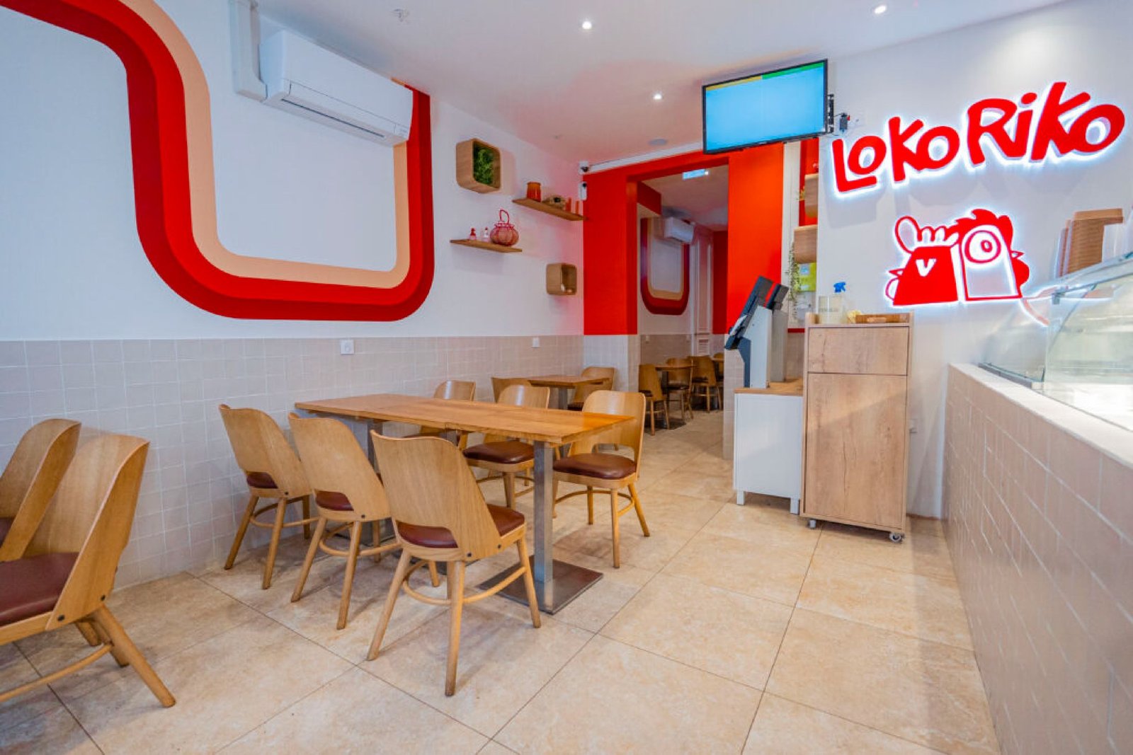 Salle du restaurant LokoRiko Le Mans